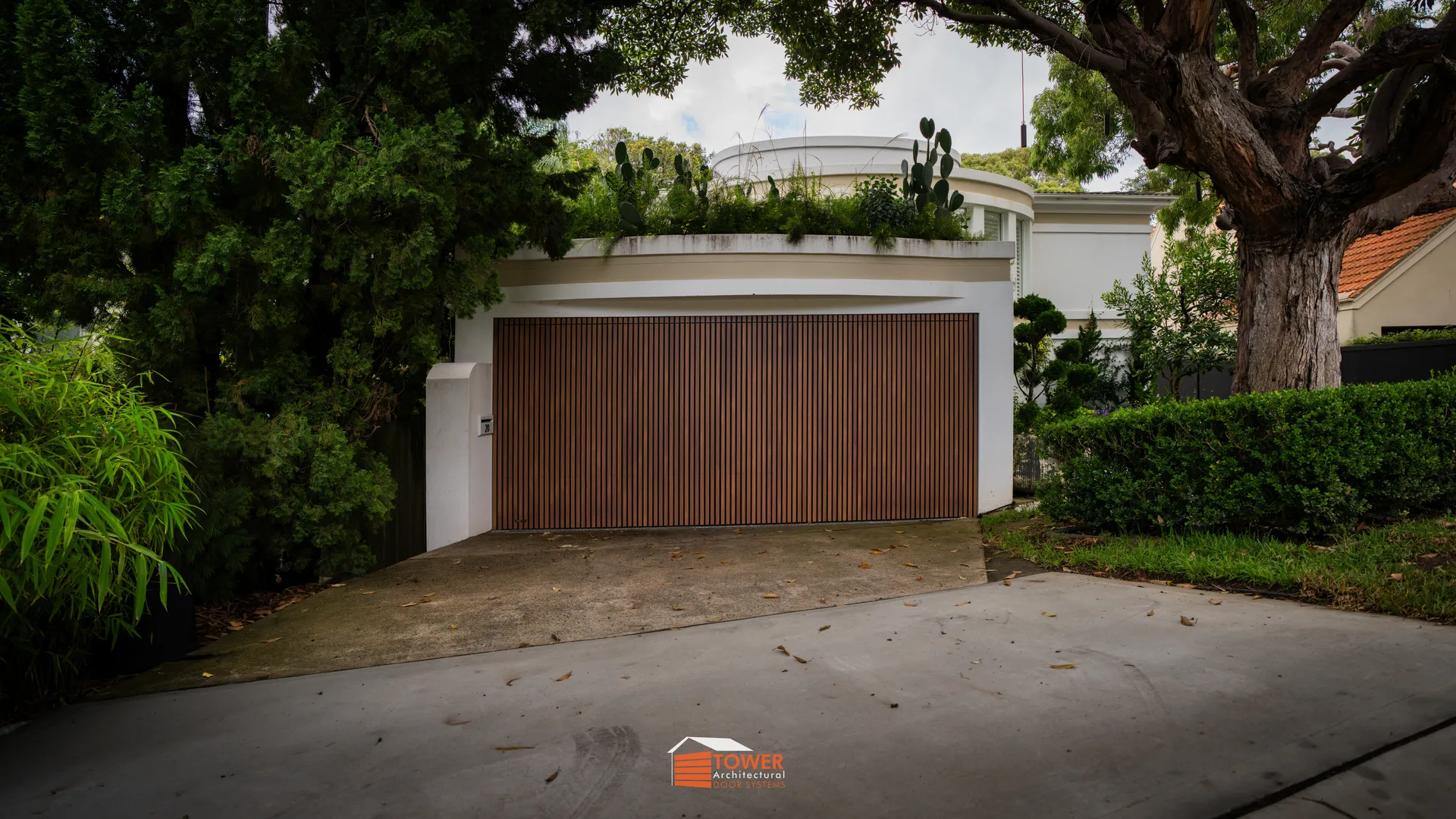 Architectural Range — Batten Series Location: Sydney Style Profile: A warm, organic take on contemporary facade design.