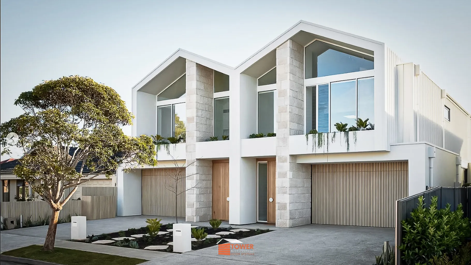 Architectural Range — Batten Series Location: Adelaide Style Profile: A light, modern interpretation of the Batten Series designed to complement coastal and contemporary architecture.
