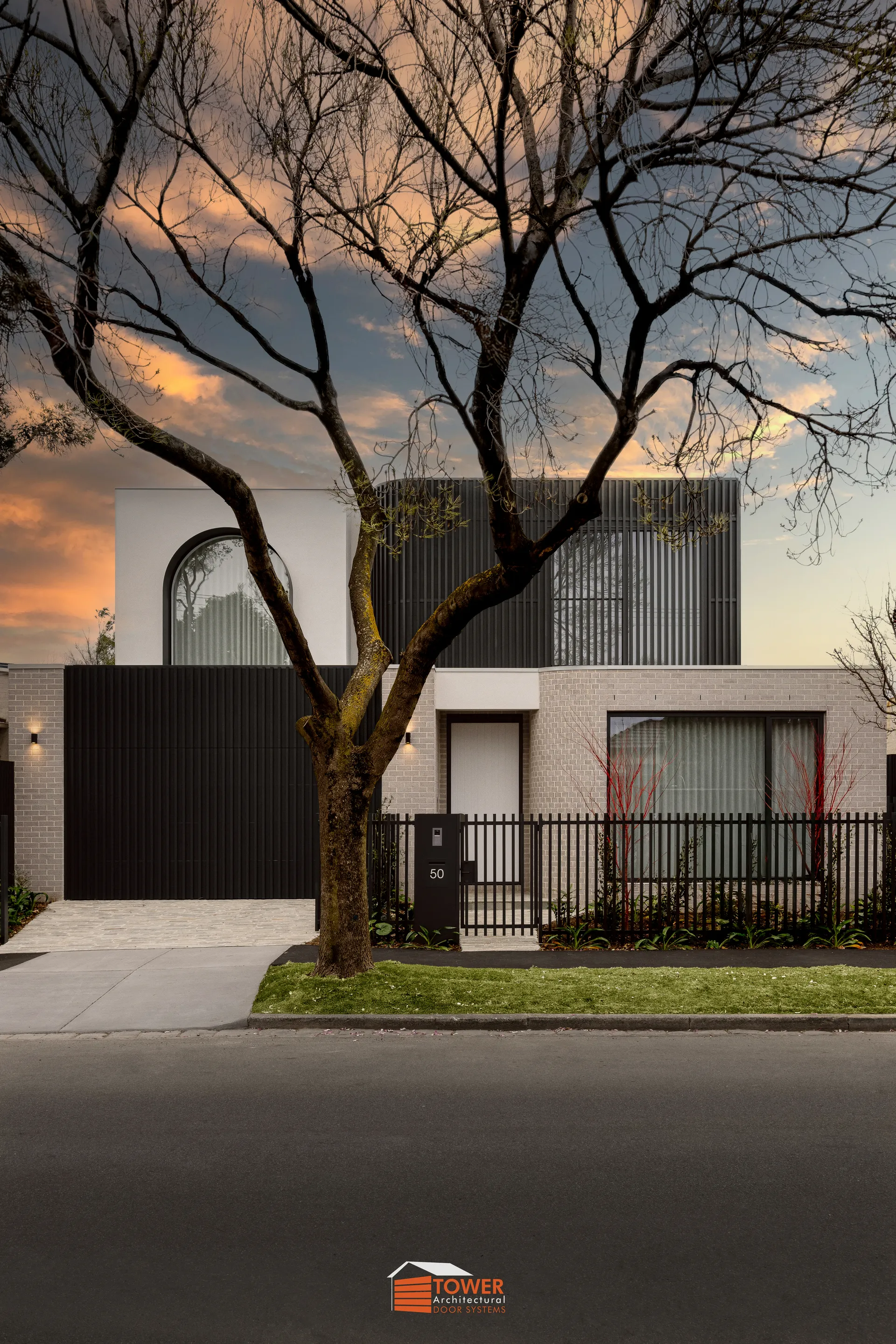 Architectural Range — Batten Series Builder: Mancini Made Location: Melbourne Style Profile: A bold architectural statement designed for contemporary homes with clean geometry and strong visual rhythm.
