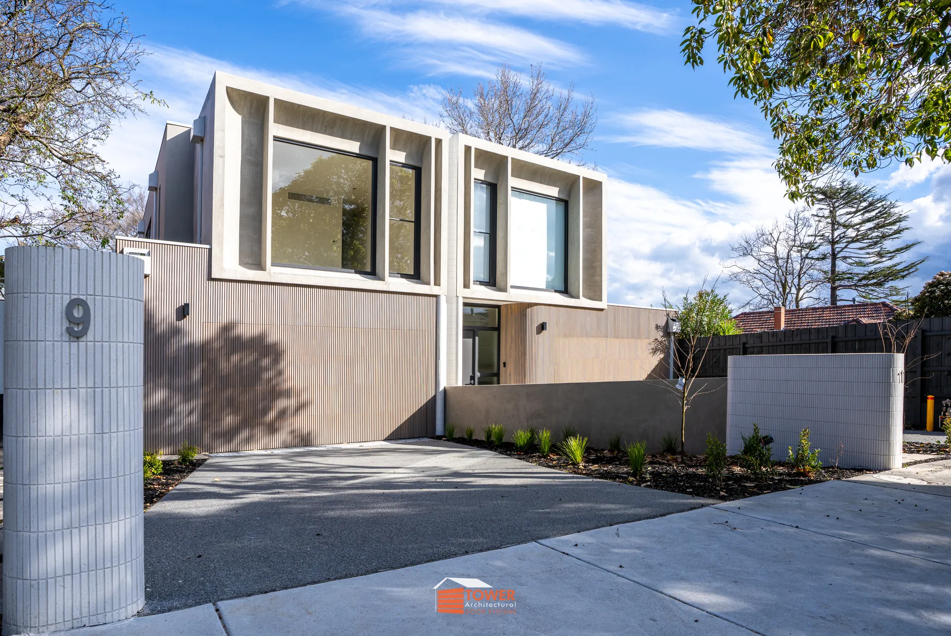 Architectural Range — Natural Series Location: Melbourne Style Profile: A refined architectural façade that blends organic warmth with contemporary form.