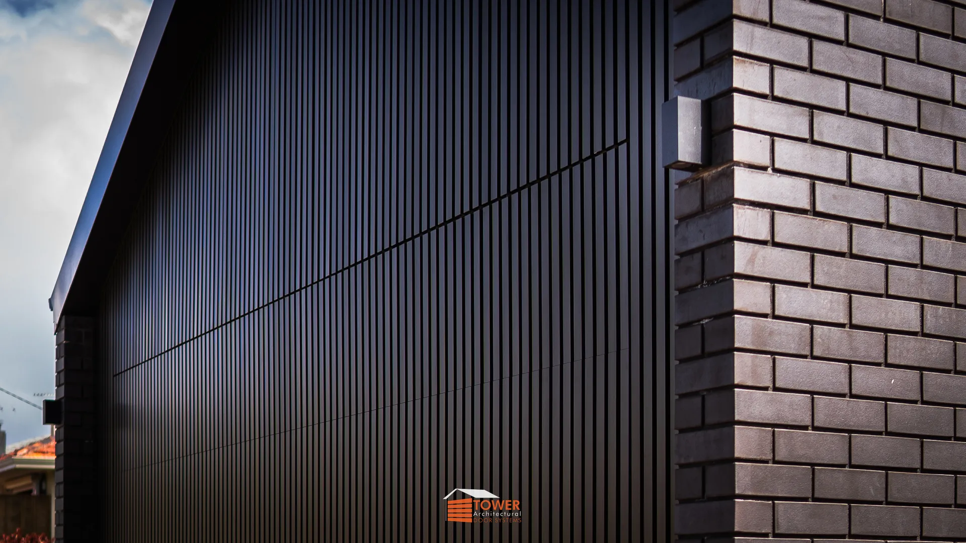 Architectural Range — Batten Series Location: Perth Style Profile: A striking, sculptural façade that blends precision engineering with bold architectural expression.